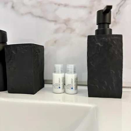 Apartmán Mbs 1 - Cosy, Tram, Wifi, Parking, Equipe