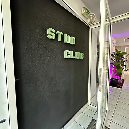 Mbs 1 - Cosy, Tram, Wifi, Parking, Equipe *