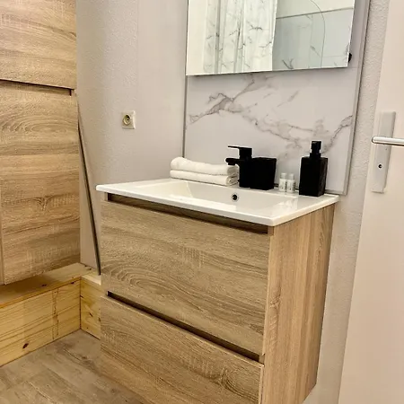 Mbs 1 - Cosy, Tram, Wifi, Parking, Equipe * Montpellier